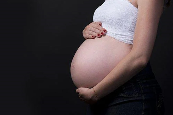 (代怀供卵宝宝)供卵孕妇如何有效预防妊娠纹